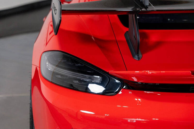 2024 Porsche 718 Cayman GT4 RS