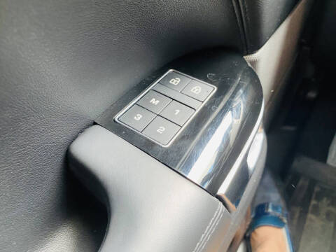 2021 Land Rover Range Rover Sport HSE Silver Edition