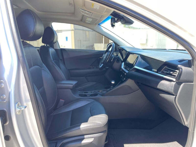 2020 Kia Niro EX Premium