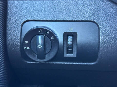 2005 Ford Mustang GT Deluxe