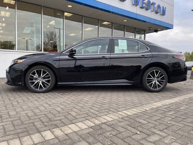 2023 Toyota Camry SE Nightshade