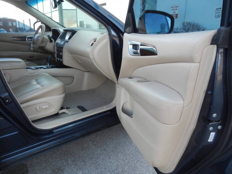 2014 Nissan Pathfinder SL