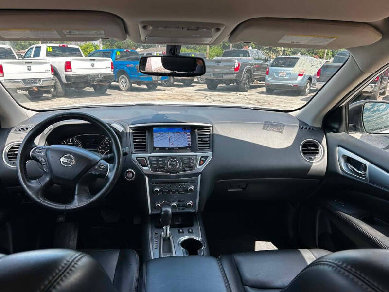 2019 Nissan Pathfinder S