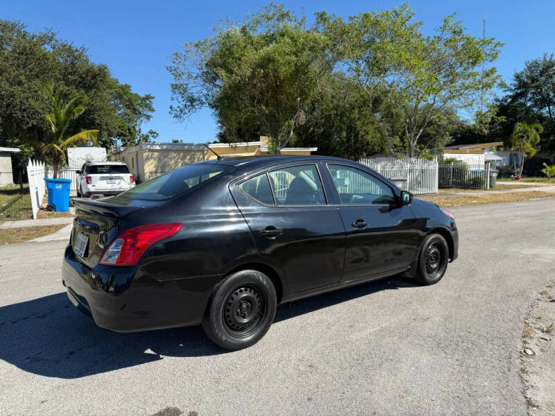 2017 Nissan Versa 1.6 S