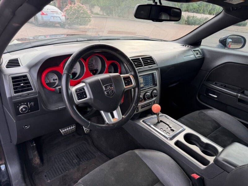 2011 Dodge Challenger SRT8 392