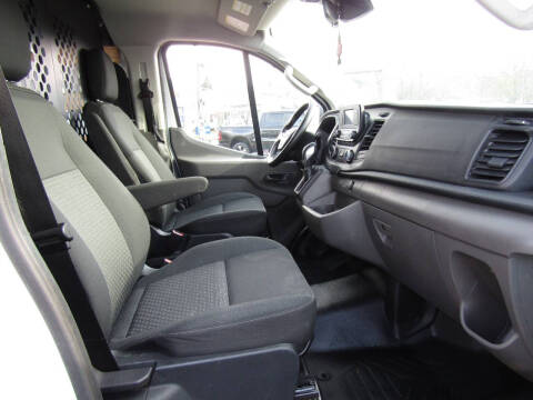 2023 Ford Transit 250