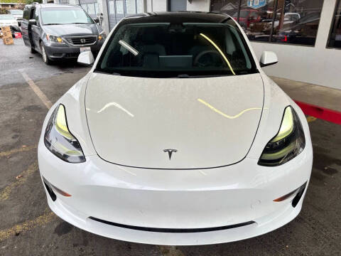 2021 Tesla Model 3 Standard Range Plus