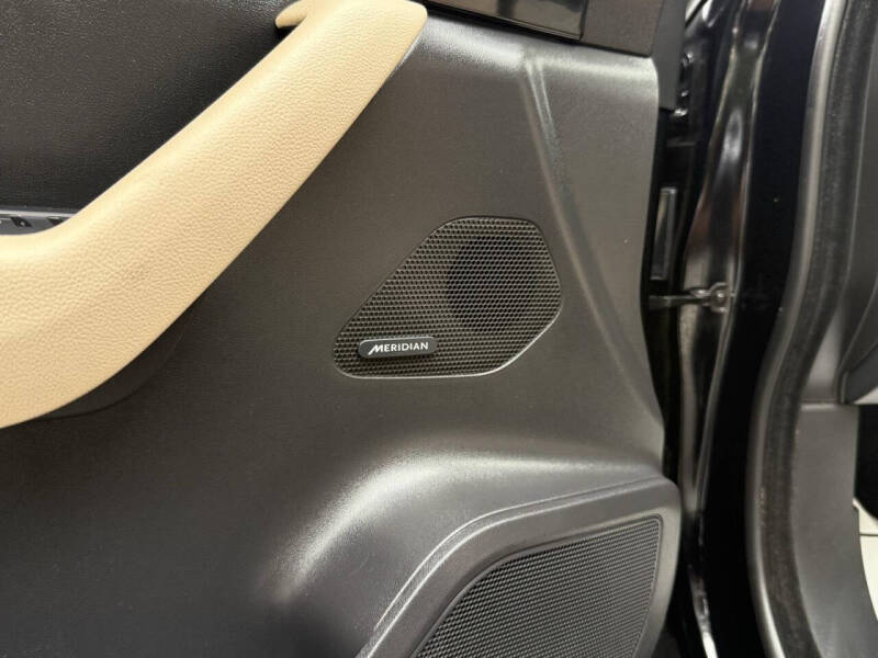 2019 Jaguar F-PACE 25t Premium