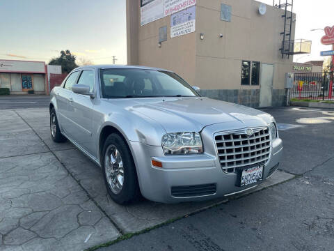 2005 Chrysler 300