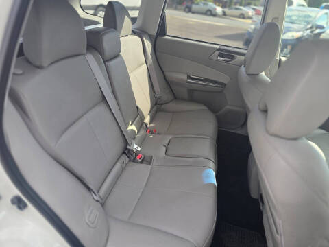 2012 Subaru Forester 2.5X Limited