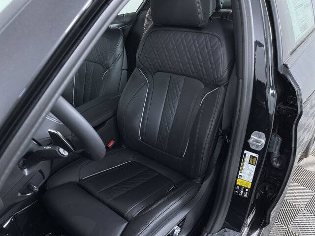 2023 BMW 5 Series M550i xDrive