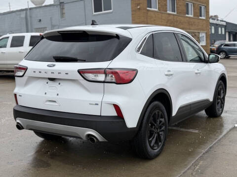2020 Ford Escape SE