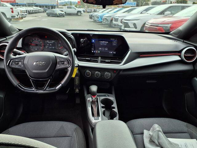 2024 Chevrolet Trax RS