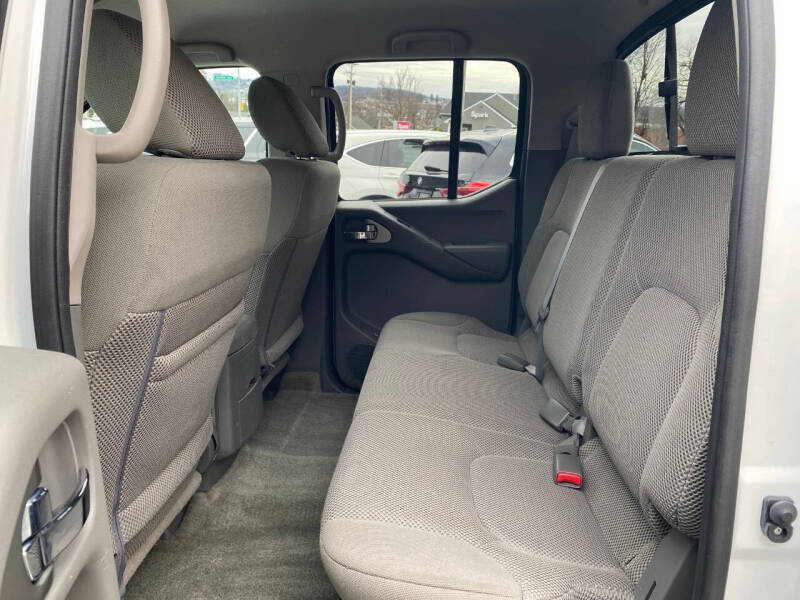 2016 Nissan Frontier SV