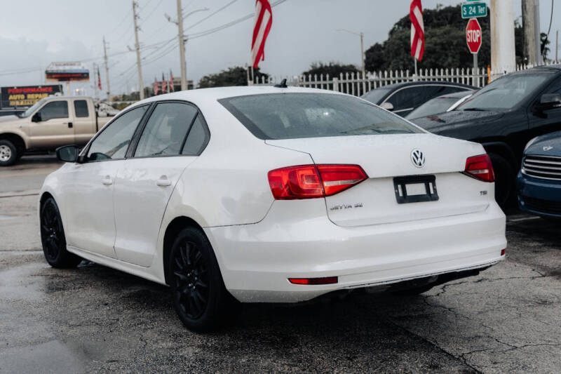2015 Volkswagen Jetta SE