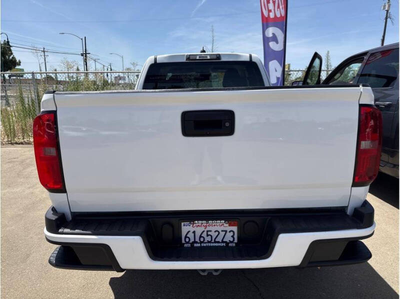 2017 Chevrolet Colorado LT