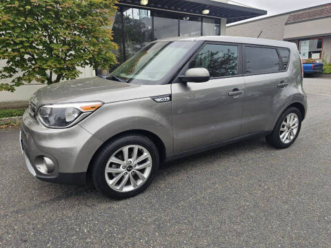 2017 Kia Soul +