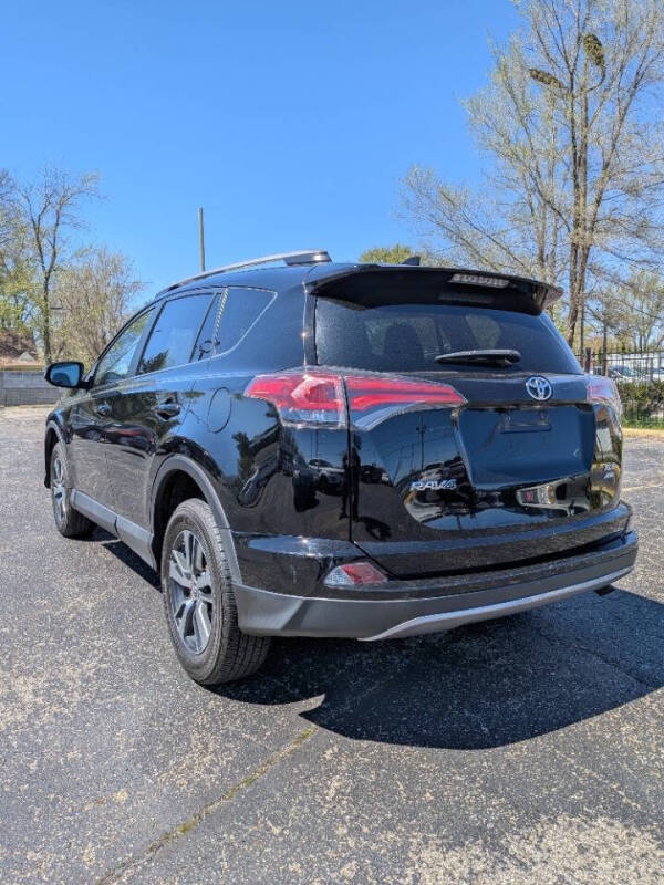 2018 Toyota RAV4 XLE