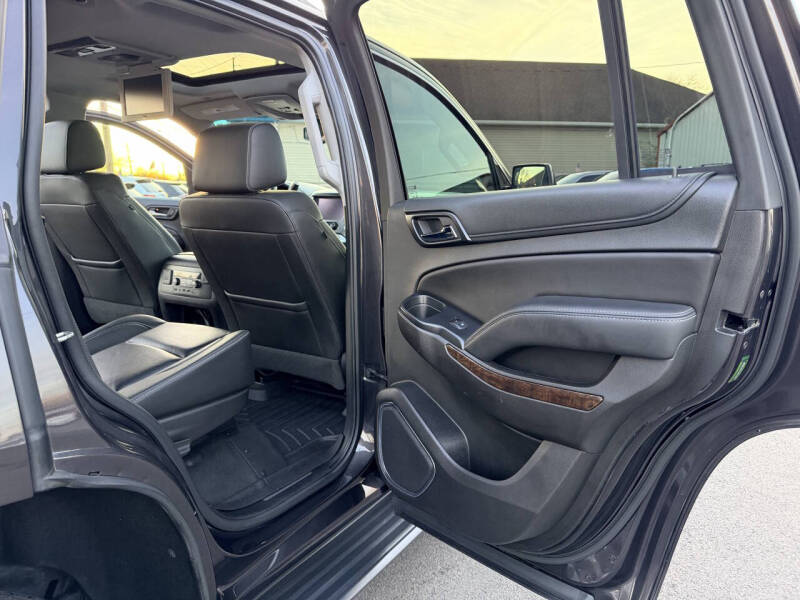 2017 Chevrolet Suburban LT