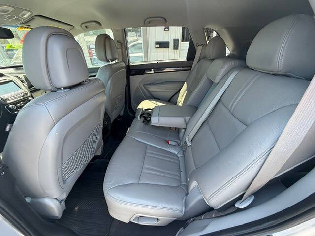 2014 Kia Sorento LX