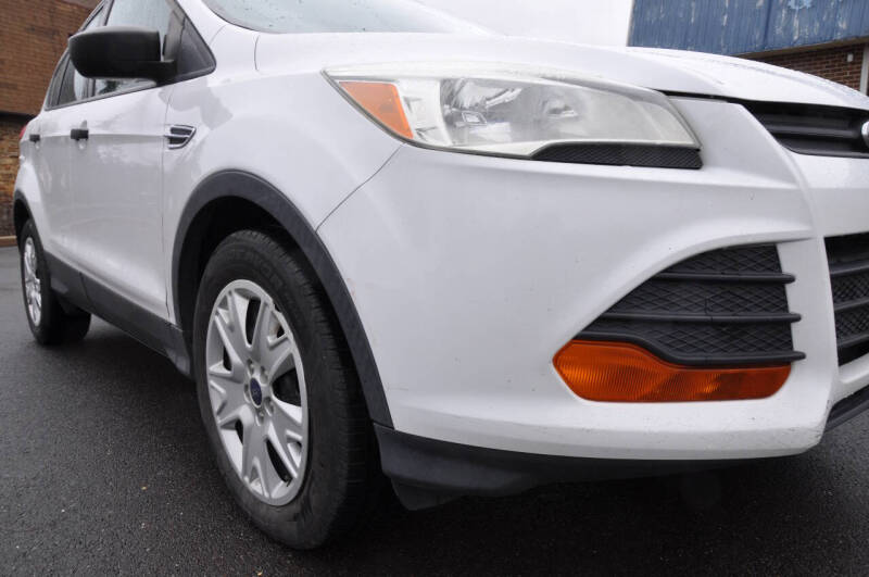 2016 Ford Escape S