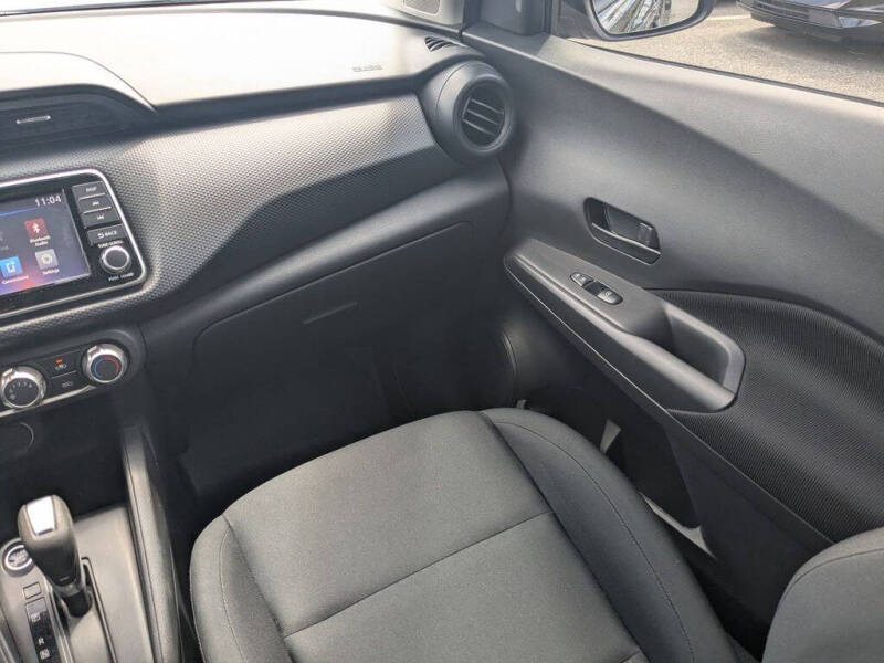 2023 Nissan Kicks S