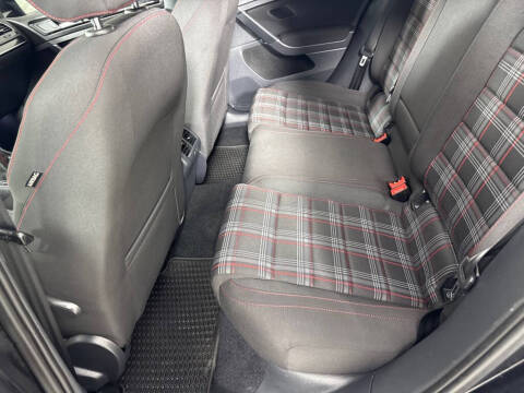 2016 Volkswagen Golf GTI