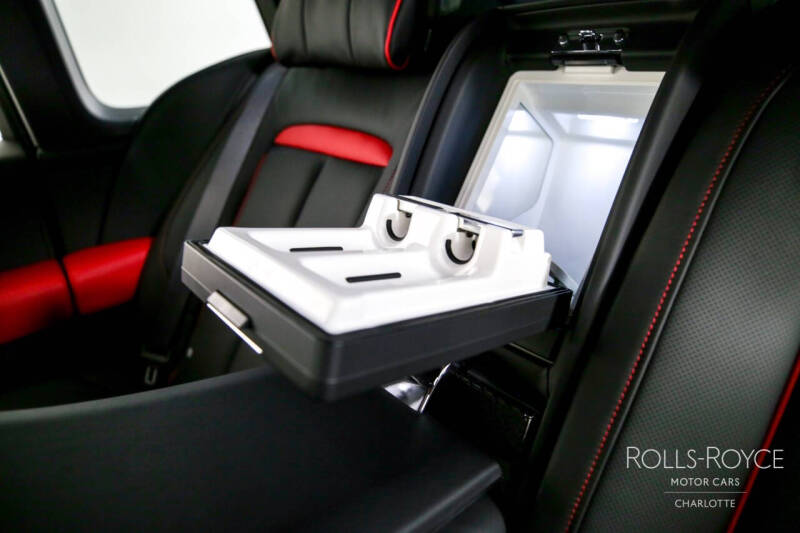 2023 Rolls-Royce Black Badge Cullinan