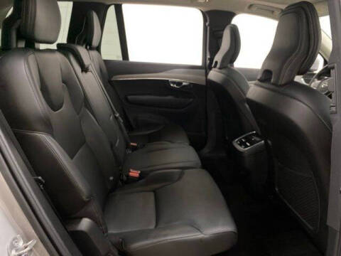 2025 Volvo XC90 B5 Core Bright Theme