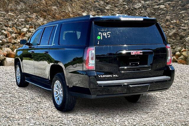 2016 GMC Yukon XL SLT