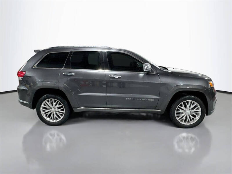 2018 Jeep Grand Cherokee Summit