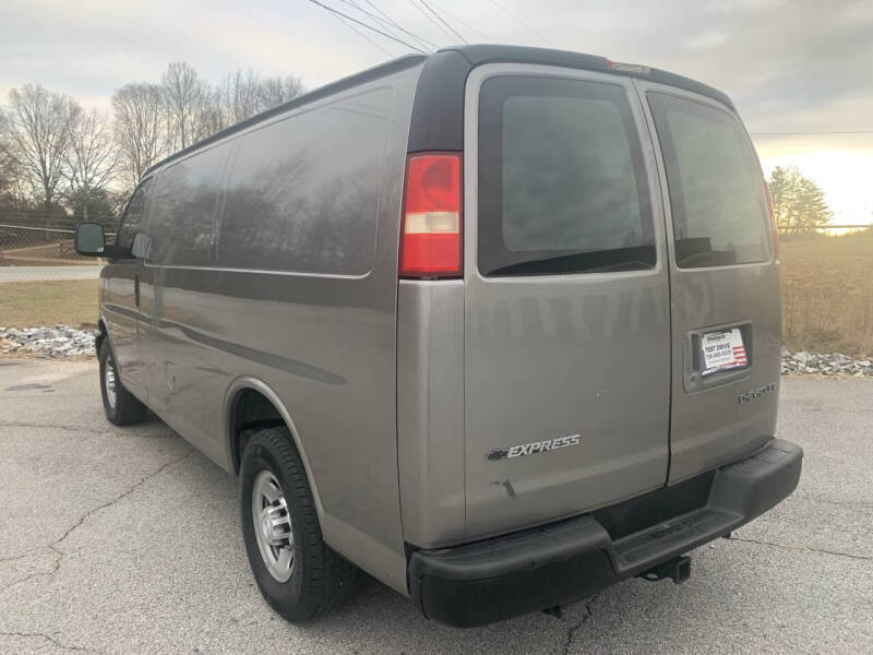 2006 Chevrolet Express 2500