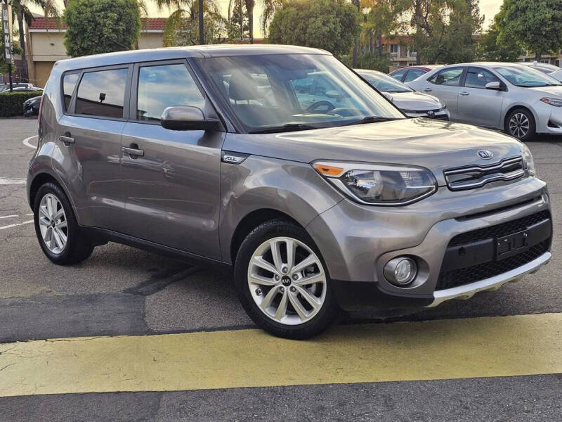 2018 Kia Soul +