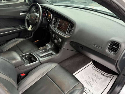 2015 Dodge Charger SXT