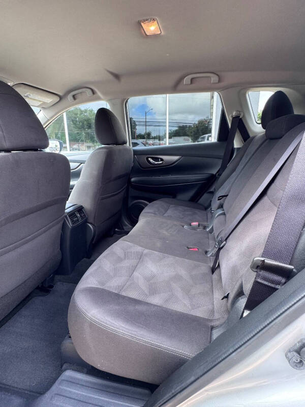 2016 Nissan Rogue SV