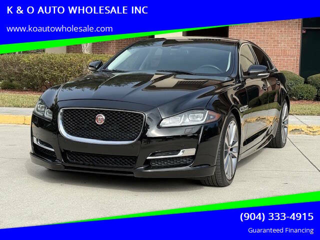 2017 Jaguar XJ R-Sport's photo