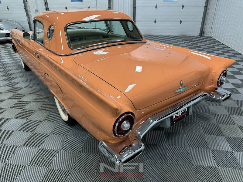 1957 Ford Thunderbird