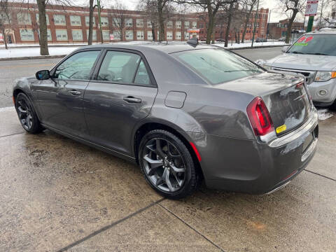2023 Chrysler 300 S V6
