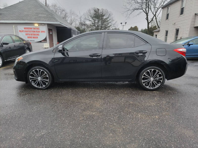 2016 Toyota Corolla S Premium photo 3