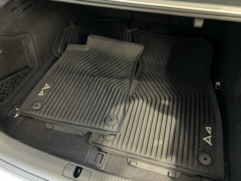 2020 Audi A4 quattro Premium Plus 45 TFSI