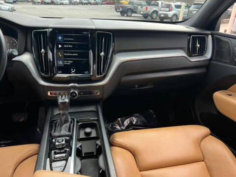 2019 Volvo XC60 T5 Momentum