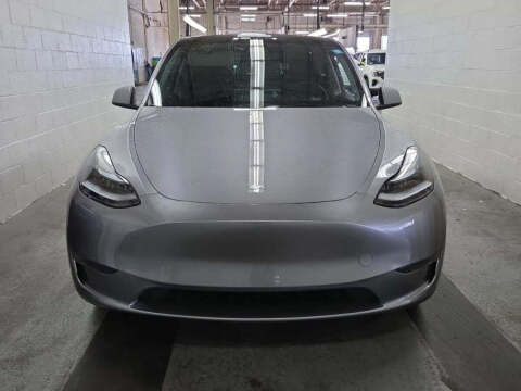 2024 Tesla Model Y Long Range