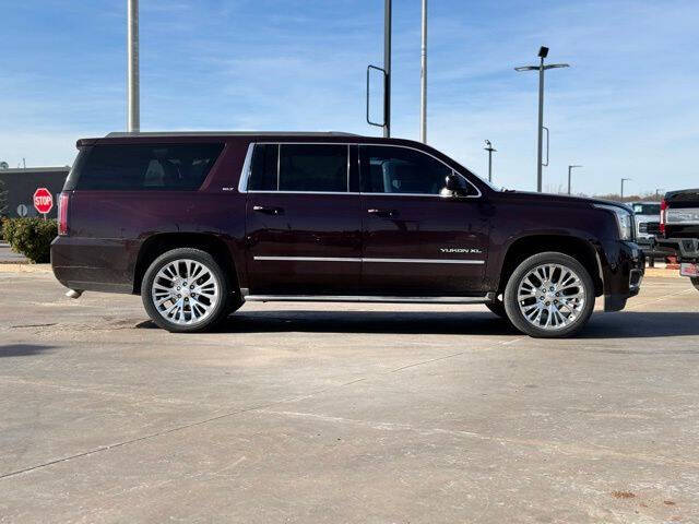 2017 GMC Yukon XL SLT