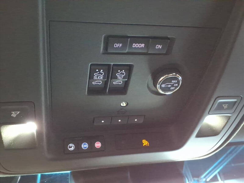 2018 Cadillac Escalade ESV Platinum