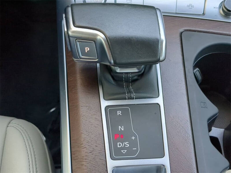 2020 Audi A6 quattro Premium Plus 55 TFSI