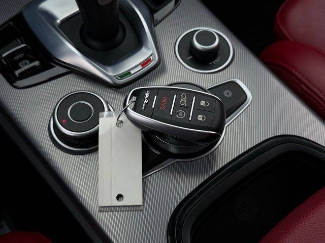 2024 Alfa Romeo Stelvio Veloce