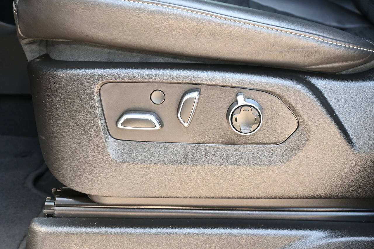2022 Cadillac Escalade 22