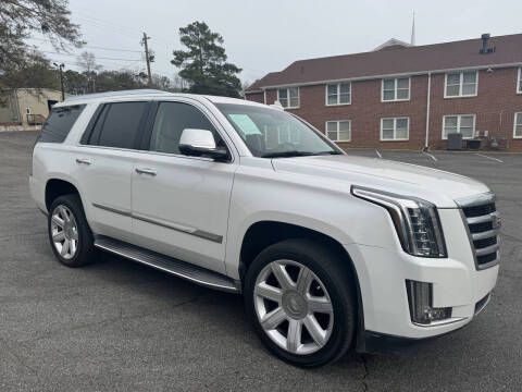 2016 Cadillac Escalade Luxury Collection