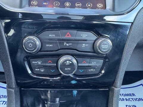 2023 Chrysler 300 S V6