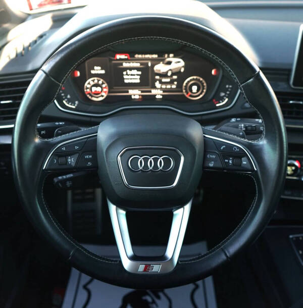 2018 Audi SQ5 3.0T quattro Premium Plus